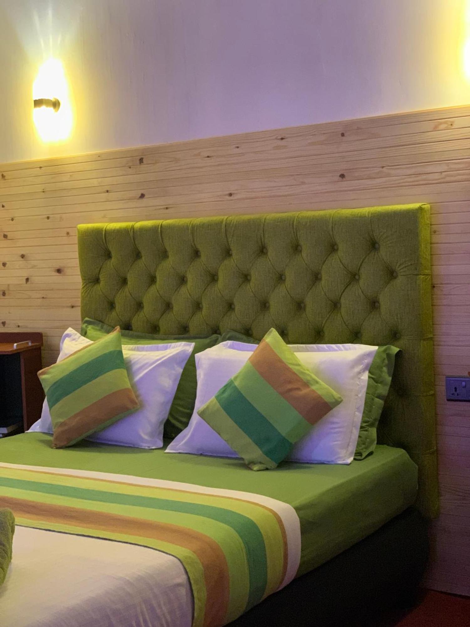 Mc Queen Homestay เอลลา ภายนอก รูปภาพ